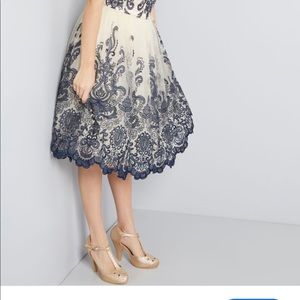 Chi chi London tulle lace skirt